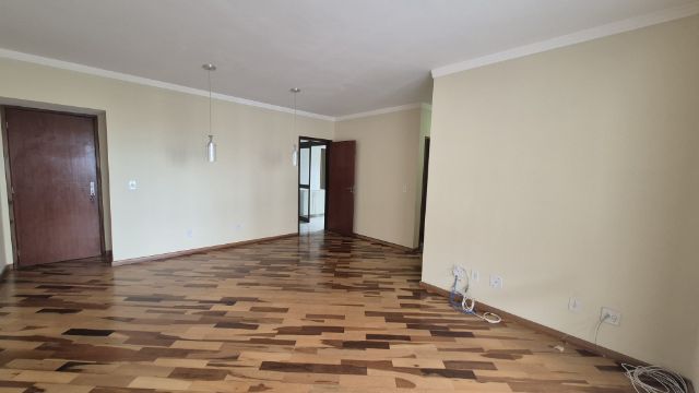 Foto do Apartamento - Apartamento com 3 dormitórios para alugar, 108 m² por R$  3.400,00 aluguel/mês - Jardim Aquarius - São José dos Campos/SP | PIRAMIDE IMOVEIS