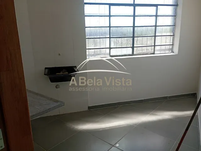 Apartamento com 40m² 1 quarto e 1 banheiro, para alugar, no bairro Padroeira em Osasco