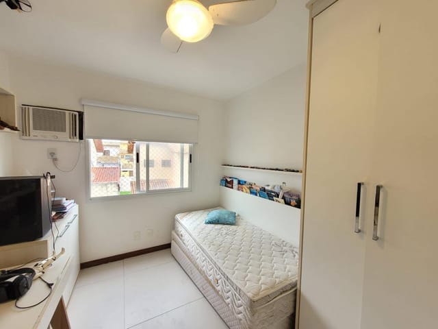 Apartamento 3 quartos e 2 banheiros, para alugar, no bairro Riviera Fluminense em Macaé