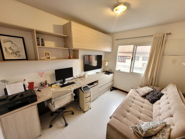 Apartamento 3 quartos e 2 banheiros, para alugar, no bairro Riviera Fluminense em Macaé