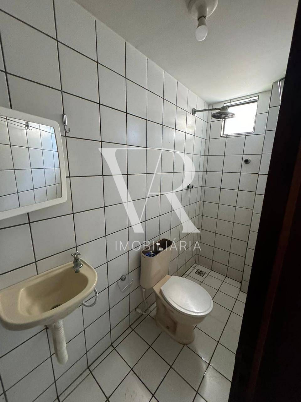 Apartamento para alugar com 3 quartos, 75m² - Foto 9