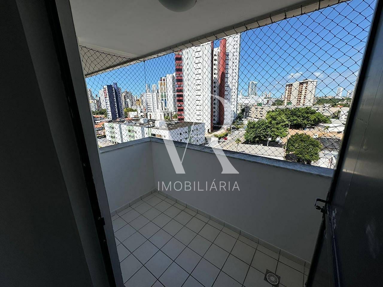 Apartamento para alugar com 3 quartos, 75m² - Foto 1