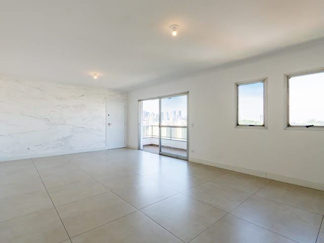 Apartamento com 2587m² 3 quartos e 5 banheiros, à venda, no bairro Vila Suzana em São Paulo