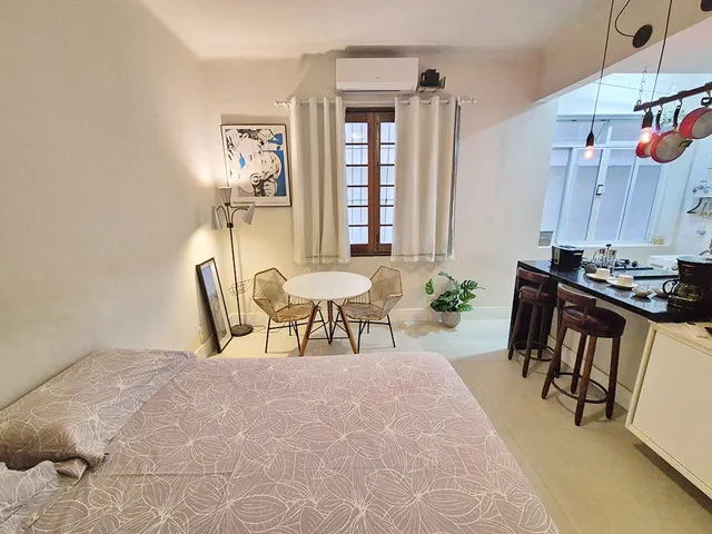 Foto do Apartamento - Rua DJALMA ULRICH! STUDIO REFORMADO, próximo ao METRÔ e PRAIA, POSTO 5, SILENCIOSO, 25m² | EASY NEGOCIOS IMOBILIARIOS LTDA