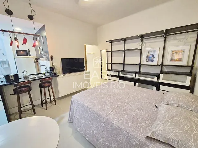 Apartamento com 25m² 1 quarto e 1 banheiro, à venda, no bairro Copacabana em Rio de Janeiro