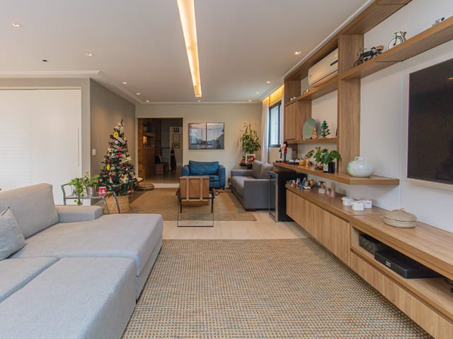 Apartamento com 228m² 4 quartos e 5 banheiros, à venda, no bairro Higienópolis em São Paulo