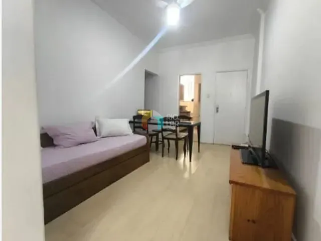 Apartamento 2 quartos e 2 banheiros, à venda, no bairro Copacabana em Rio de Janeiro