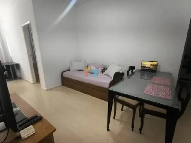 Apartamento 2 quartos e 2 banheiros, à venda, no bairro Copacabana em Rio de Janeiro