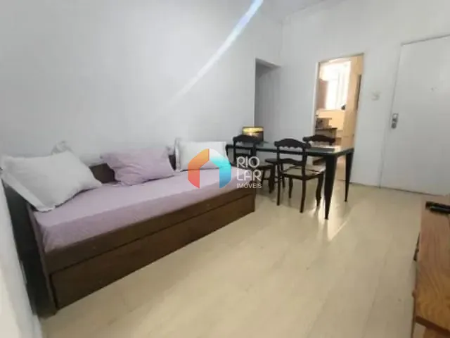 Apartamento 2 quartos e 2 banheiros, à venda, no bairro Copacabana em Rio de Janeiro