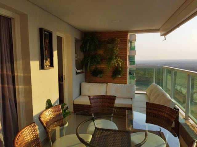 Apartamento com 138m² 3 quartos e 4 banheiros, à venda, no bairro Ribeirão do Lipa em Cuiabá