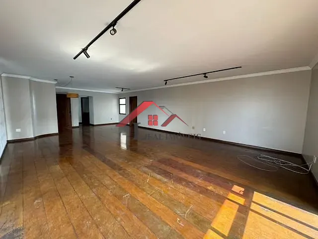 Apartamento com 405m² 4 quartos e 6 banheiros, à venda, no bairro Vila Bastos em Santo André