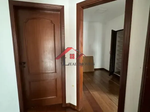 Apartamento com 405m² 4 quartos e 6 banheiros, à venda, no bairro Vila Bastos em Santo André