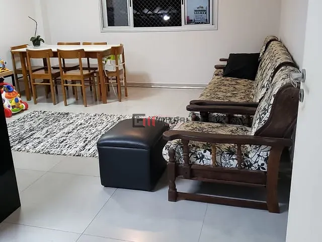 Apartamento com 82m² 3 quartos e 1 banheiro, à venda, no bairro Vale dos Tucanos em Londrina
