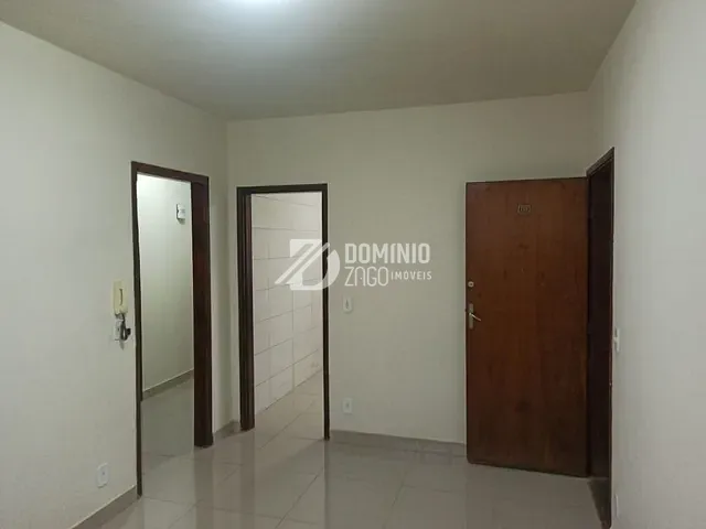 Apartamento com 90m² 3 quartos e 2 banheiros, à venda, no bairro São Sebastião em Uberaba