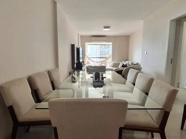 Apartamento com 220m² 3 quartos e 4 banheiros, à venda, no bairro Centro em Balneário Camboriú