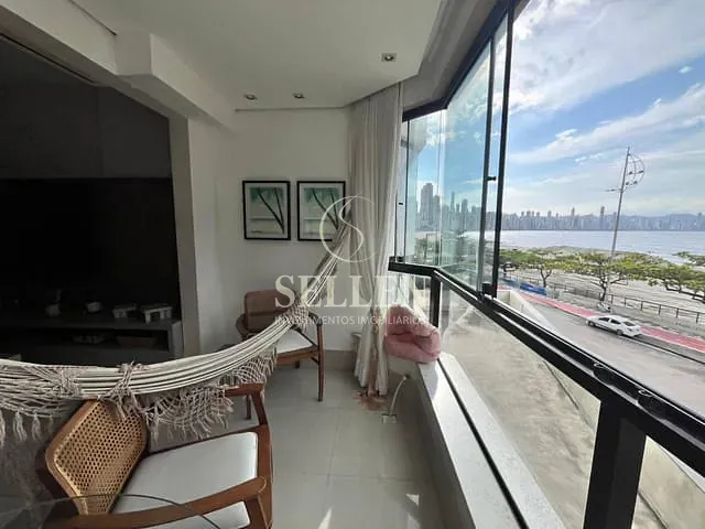 Apartamento com 220m² 3 quartos e 4 banheiros, à venda, no bairro Centro em Balneário Camboriú