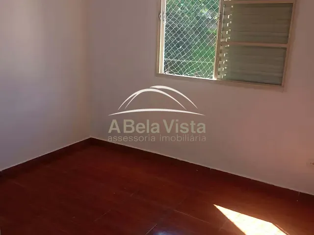 Apartamento 2 quartos e 1 banheiro, para alugar, no bairro Padroeira em Osasco