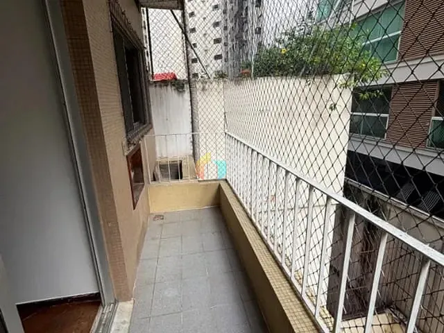 Apartamento com 90m² 2 quartos e 3 banheiros, à venda, no bairro Humaitá em Rio de Janeiro