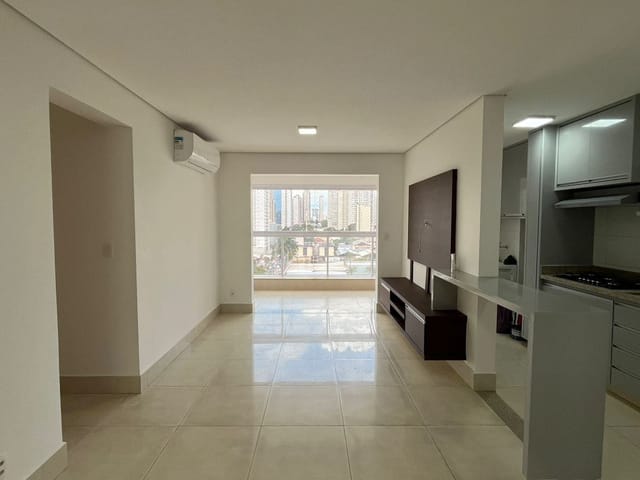 Apartamento 3 quartos e 4 banheiros, para alugar, no bairro Setor Bueno em Goiânia