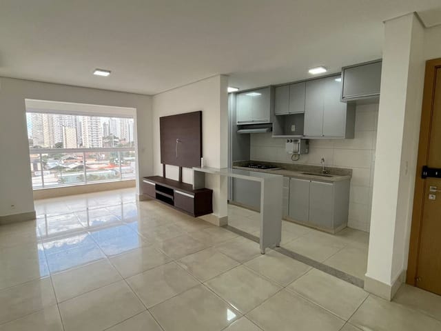 Apartamento 3 quartos e 4 banheiros, para alugar, no bairro Setor Bueno em Goiânia