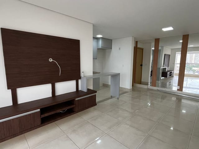 Apartamento 3 quartos e 4 banheiros, para alugar, no bairro Setor Bueno em Goiânia