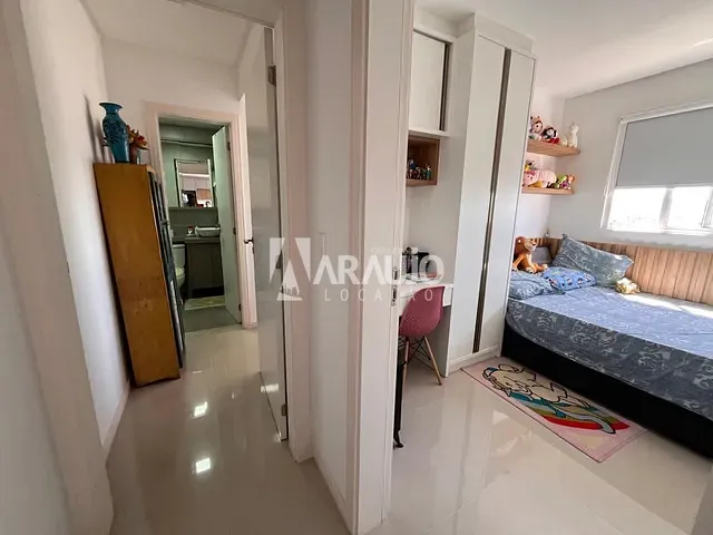 Apartamento 2 quartos e 2 banheiros, para alugar, no bairro Centro em Navegantes
