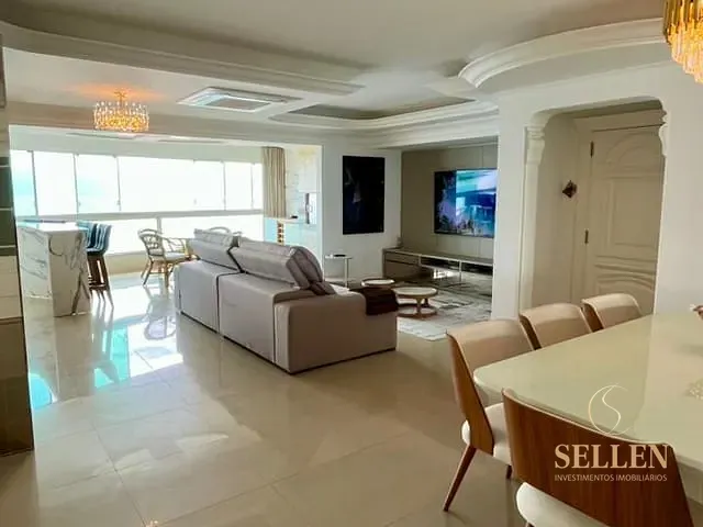 Apartamento 4 quartos e 5 banheiros, à venda, no bairro Centro em Balneário Camboriú