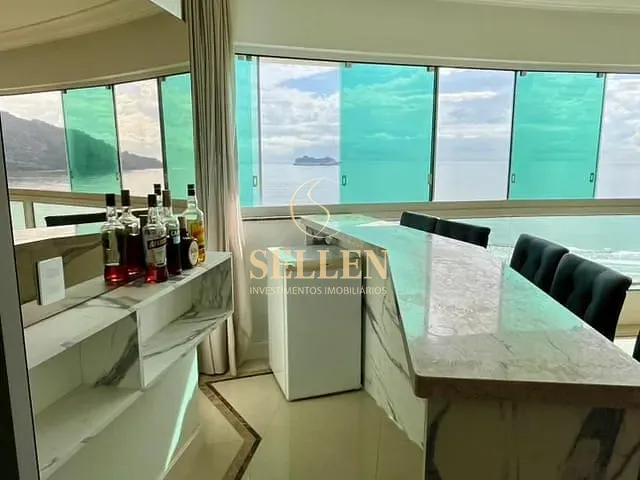 Apartamento 4 quartos e 5 banheiros, à venda, no bairro Centro em Balneário Camboriú