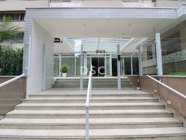 Apartamento com 285m² 4 quartos e 5 banheiros, à venda, no bairro Água Verde em Curitiba