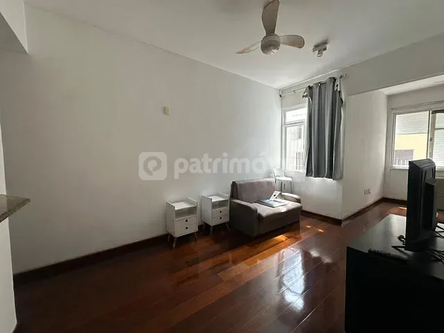 Apartamento com 70m² 2 quartos e 2 banheiros, para alugar, no bairro Ipanema em Rio de Janeiro