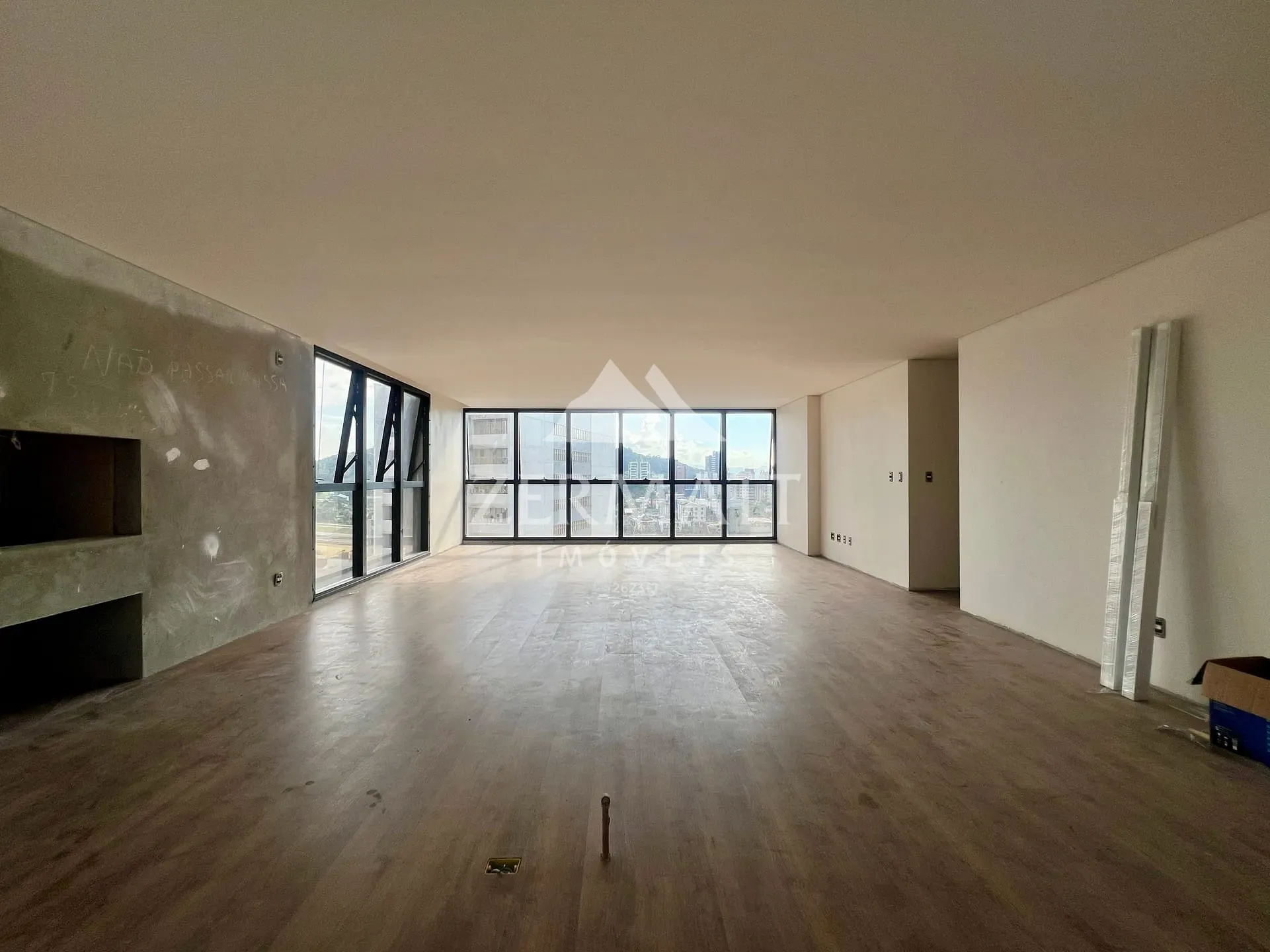 Apartamento à venda no DUO - 03 Suítes - Sol da Manha - Centro, Blumenau, SC — foto 2