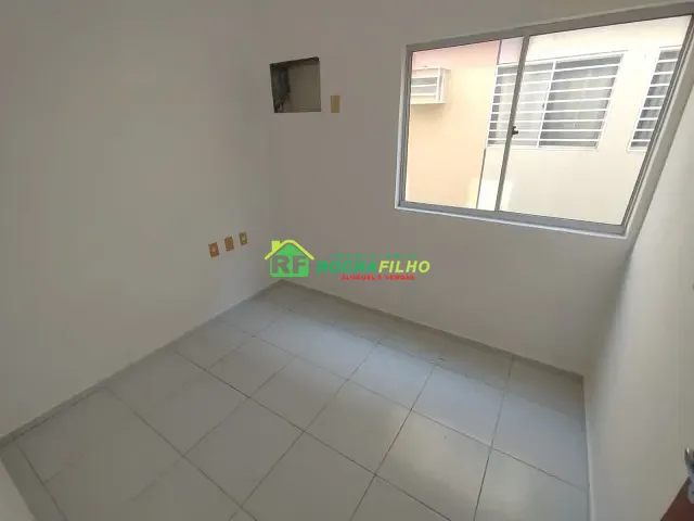 Apartamento 2 quartos e 1 banheiro, para alugar, no bairro Cidade Jardim em Teresina