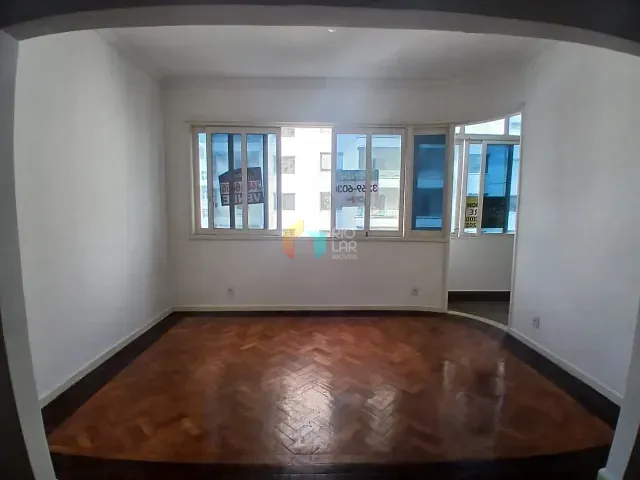 Apartamento com 151m² 3 quartos e 3 banheiros, à venda, no bairro Copacabana em Rio de Janeiro