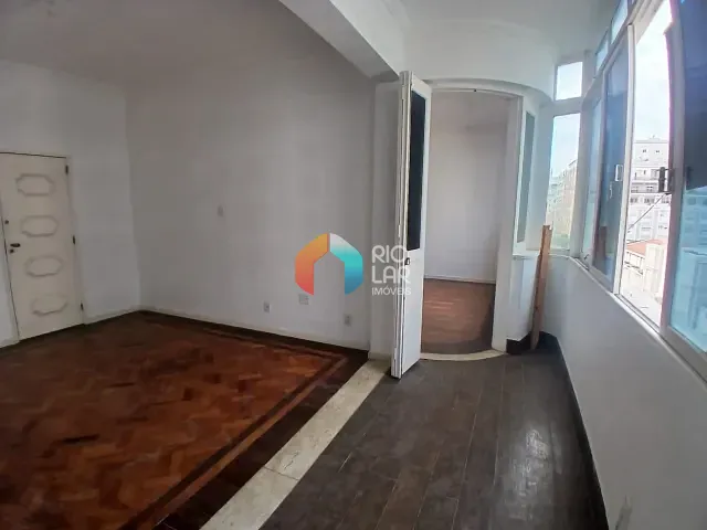 Apartamento com 151m² 3 quartos e 3 banheiros, à venda, no bairro Copacabana em Rio de Janeiro