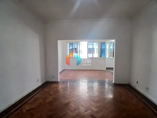 Apartamento com 151m² 3 quartos e 3 banheiros, à venda, no bairro Copacabana em Rio de Janeiro