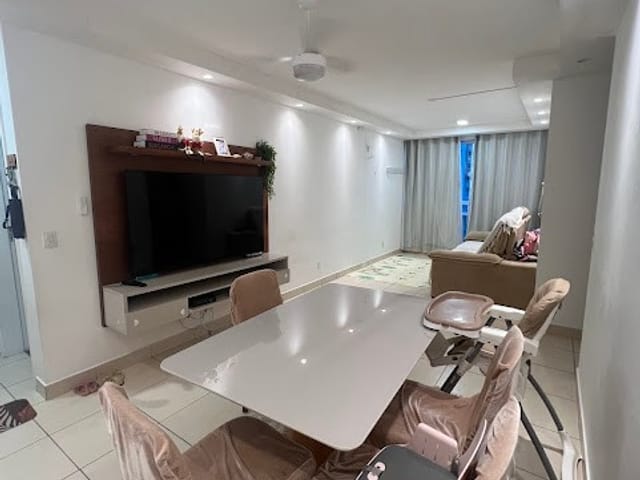 Apartamento 3 quartos e 2 banheiros, à venda, no bairro Glória em Macaé