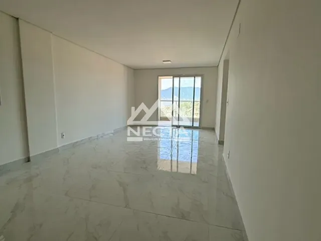 Apartamento com 118m² 3 quartos e 2 banheiros, para alugar, no bairro Jd Britânia em Caraguatatuba