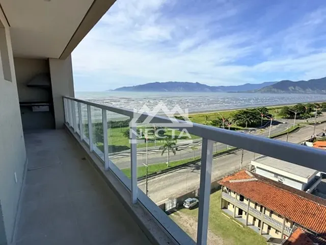 Apartamento com 118m² 3 quartos e 2 banheiros, para alugar, no bairro Jd Britânia em Caraguatatuba