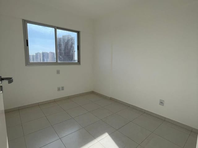Apartamento 2 quartos e 2 banheiros, à venda, no bairro Jardim das Esmeraldas em Goiânia