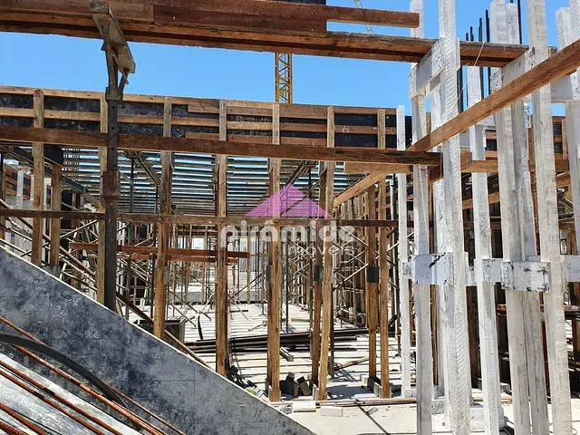 Apartamento com 85m² 2 quartos e 2 banheiros, à venda, no bairro Martim de Sá em Caraguatatuba