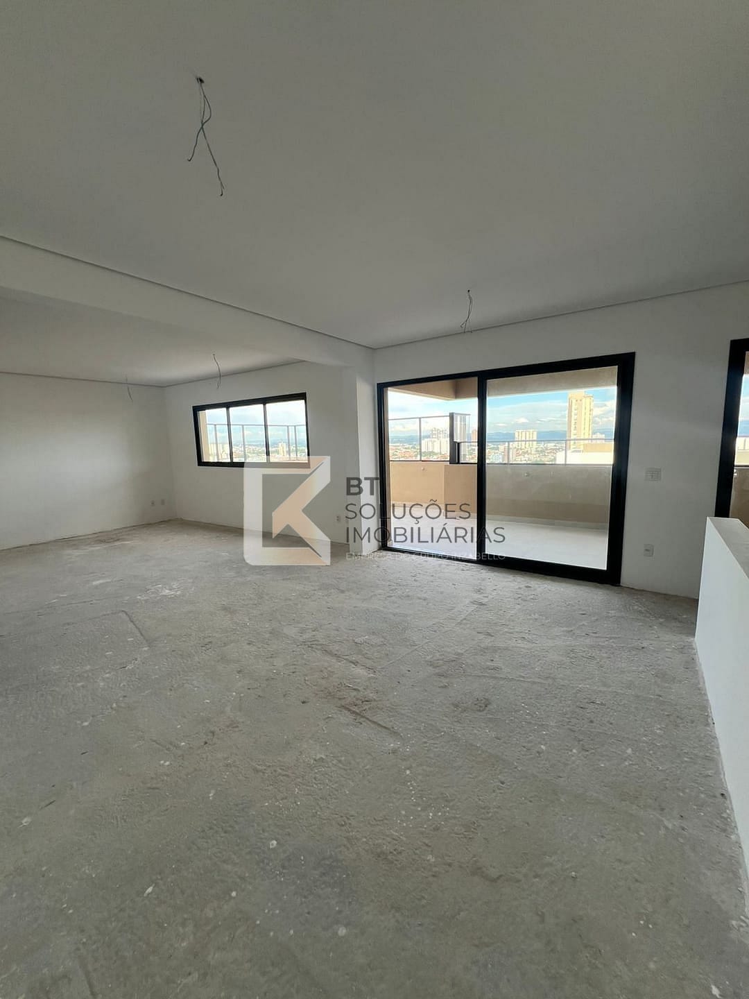 Apartamento, 3 quartos, 234 m² - Foto 2