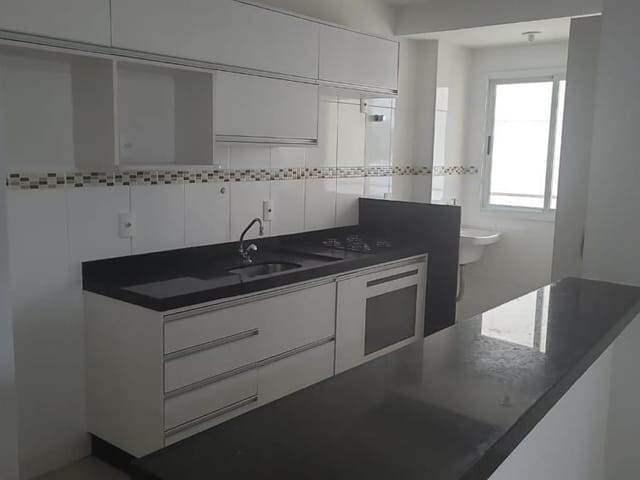 Apartamento 2 quartos e 2 banheiros, à venda, no bairro Chácaras Alto da Glória em Goiânia