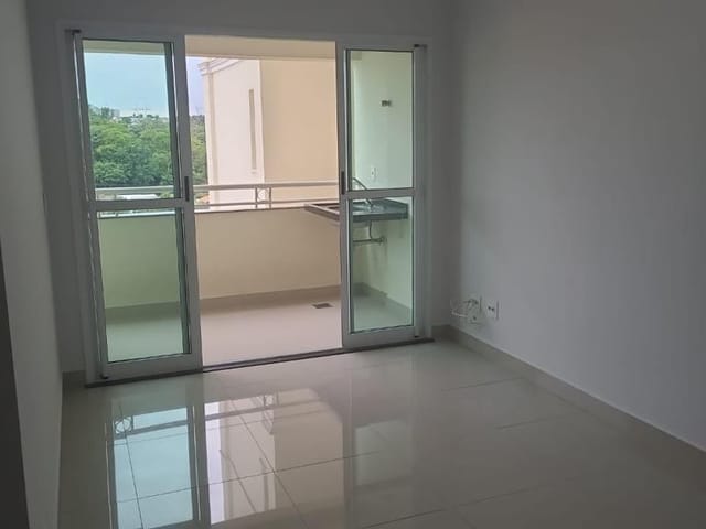 Apartamento 2 quartos e 2 banheiros, à venda, no bairro Chácaras Alto da Glória em Goiânia