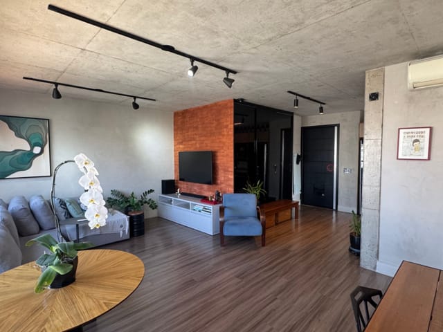 Apartamento com 1371m² 1 quarto e 2 banheiros, à venda, no bairro Campo Belo em São Paulo