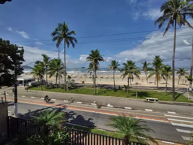 Apartamento com 170m² 3 quartos e 2 banheiros, à venda, no bairro Enseada em Guarujá