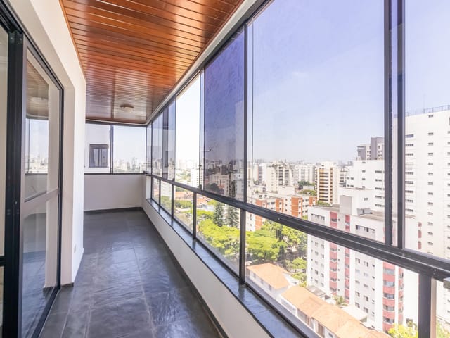 Apartamento com 459m² 3 quartos e 3 banheiros, à venda, no bairro Moema em São Paulo