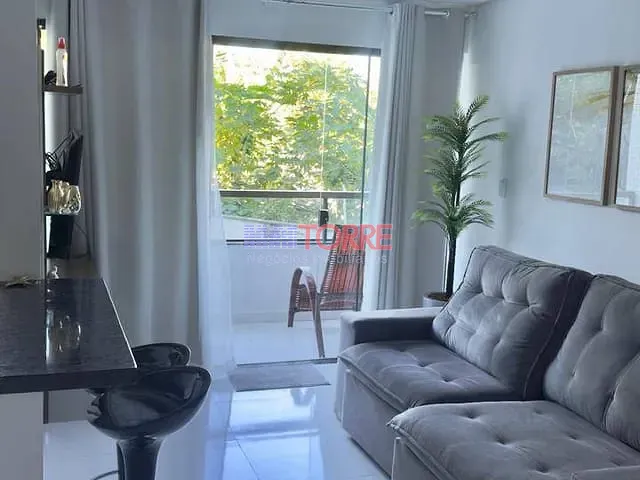 Apartamento 2 quartos e 2 banheiros, para alugar, no bairro Nossa Senhora da Vitória em Ilhéus