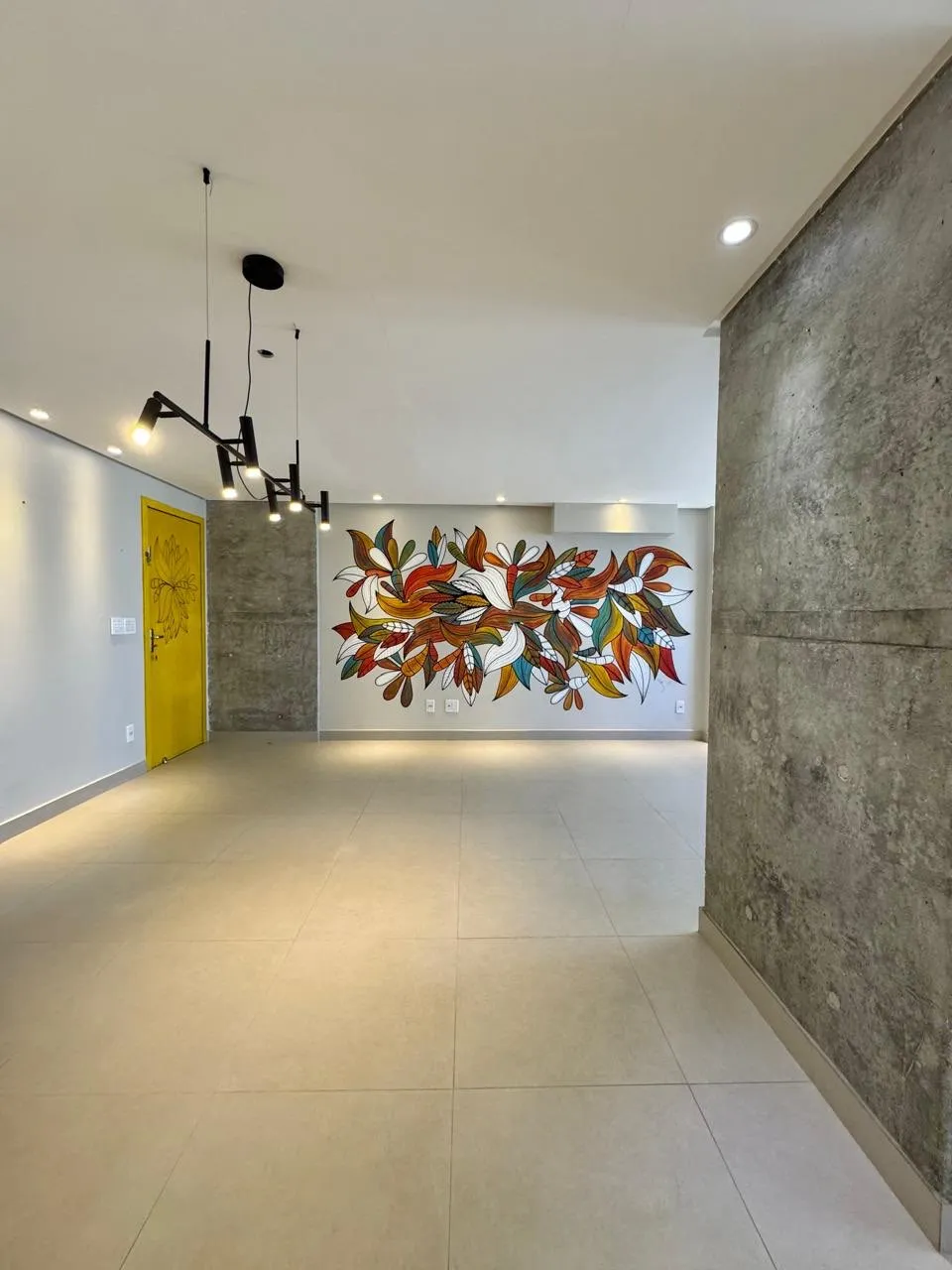 Apartamento à venda, com 100m2, 2 quartos sendo 1 suite, no Residencial Zeneida Rezende, Setor Bueno, Goiânia, GO.