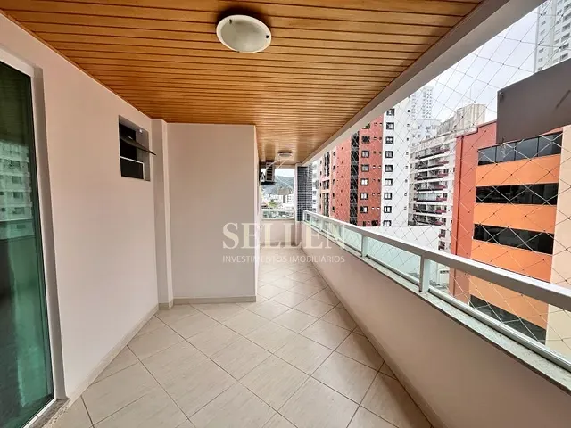 Apartamento com 121m² 2 quartos e 2 banheiros, para alugar, no bairro Centro em Balneário Camboriú