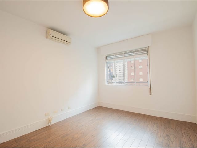 Foto do Apartamento - Apartamento à venda 2 Quartos 2 Suites 1 Vaga 156M² Cerqueira César São Paulo - SP | Lares e Andares Imóveis